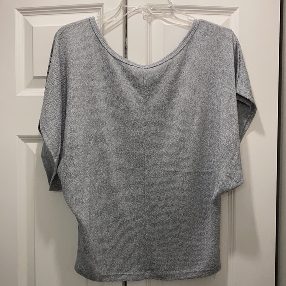 Dolled Up by Fang- Gray Leopard Print Dolman Top - Picture 4 of 4